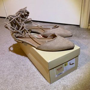 Ballet Flats - Taupe - SIZE 6.5W
